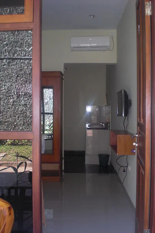 Gm Bali Guest House Kuta   Kuta (Bali)
